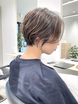 グラフ 蔵前(GRAFF) 【ハイライト】くびれショート/ショートボブ/前下がりショート
