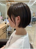 首元スッキリショートボブ