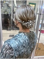 コワファースト  させぼ五番街店(COIFF1RST)&nbsp;bobでも可愛い★シニヨン