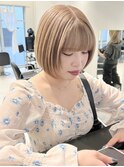 ホワイトグレージュベージュボブイメチェンぱっつん前髪