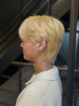 ジーエヌエム ゴニアンドムジン(G.N.M GUNHEE&MUJIN) リーフカット