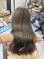 キキ(kiki by KENJE) シルバーベージュ