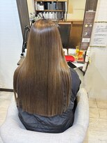 エゼル(Esell)&nbsp;触れたくなる質感、圧倒的な艶髪。