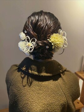 シークエストアンドシプラス(C/QUEST&C-plus) 成人式　ヘアセット　まとめ髪　辻堂