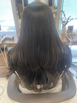 アッシュ 下北沢店(Ash) 透明感カーキグレージュカラー