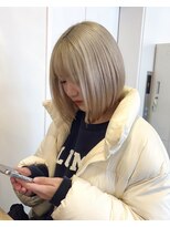 オーレン(Oulen) ハイトーンブロンドボブ
