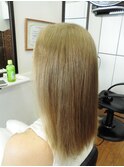 ナチュラルストレートヘアー