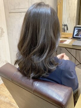 ローラン(ROULAND) 【ROULAND石川】柔らかいラベンダーベージュ