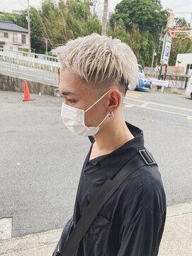 チェレ オレ 新金岡店(Chere ore) ハイトーンホワイトベージュ/フェード/アップバング