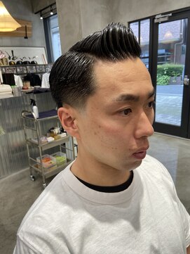 エフエム 明大前(FM) バーバー　ツーブロック/刈り上げ/アップバング/フェードカット