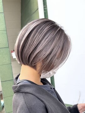 ファヴォリヘアー(favori hair) Shadow roots/Bob