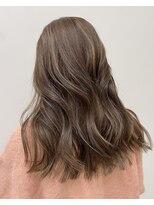 ラボヌールヘアーレーヴ 池袋店(La Bonheur hair reve)&nbsp;派手すぎないナチュラルハイライト！