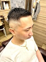 銀座マツナガ 神田店&nbsp;短髪スキンフェード震災刈りアイロンパーマベリーショートメンズ