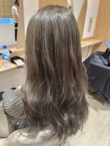 アンフィ 東京(Amphi)&nbsp;【ケアブリーチでつくる!!夏にぴったりハイライト♪】