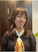 柔らかいアッシュベージュ×レイヤースタイル