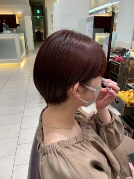 美容室ヒラトヤ 都南店 大人かわいい耳掛けナチュラルひし形束感ショート☆丸みボブ