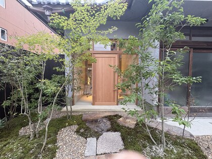 ヤスカワ(YASUKAWA)の写真