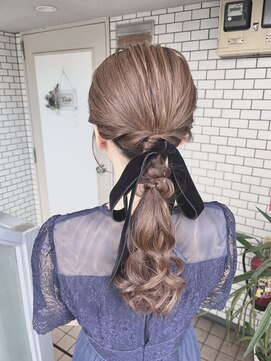 フェリーチェ(Felice) ローポニー　編み下ろし　お呼ばれヘア　参列ヘア