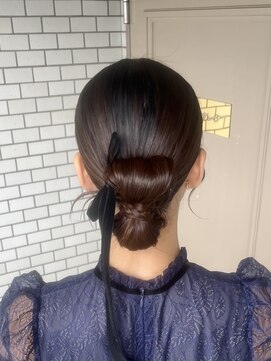 ソノ(sono) カチモリヘア 韓国ヘア アップスタイル おくれ毛 参列ヘア