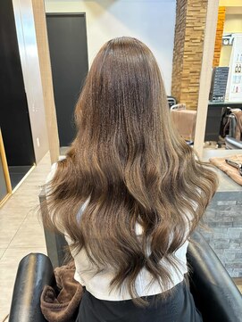 ラピス 横浜(Lapis) ミルクティーベージュシールエクブリーチカラーレイヤーカット