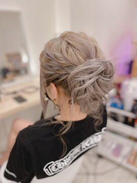 ヘッズ(HEADZ) アップヘア