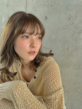 エレナ(Helena) ブリーチなし透け感グレージュ