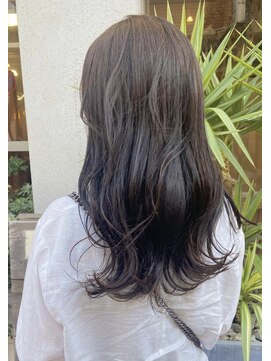 ニト(nito) 透明感オリーブグレージュ