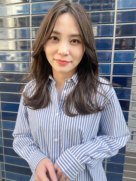 ソワリー 栄(THOiRY) THOiRY【女性らしい柔らかヘア】似合わせ小顔艶髪ゆる巻きロング