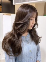 ライリー(riley)&nbsp;レイヤーカット＋透け感グレージュ