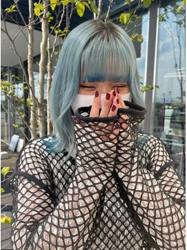 アース コアフュールボーテ ふじみ野店(EARTH coiffure beaute) ライトブルーダブルカラーケアブリーチくびれミディ