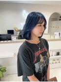 内巻きボブ×ブルー