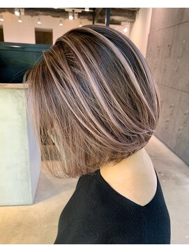 ビビッド(vivid) バレイヤージュエアタッチボブハイライト