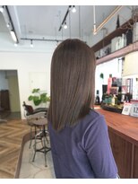 ルート(root)&nbsp;ブリーチ無し　透明感カラー　オリーブベージュ　ミディアム