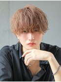 ベージュショートウルフ【メンズ／ブリーチ／メンズカット】