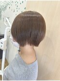 ショートボブ