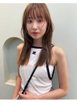 ユー(yew) ミディアムレイヤー