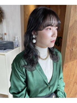 チル(chill) お肌が白く見える寒色BLACK [いわき]