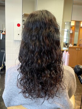 エルマノ 仙川(L mano) くせ毛風ロングパーマ