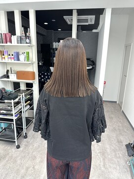 ルエ(Louer) Louer hairmake× 切りっぱなしミディアム