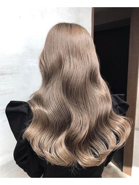 フィーリア 心斎橋堀江店(philia) くすみベージュ★AYUMI