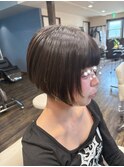 前下がりショートボブ