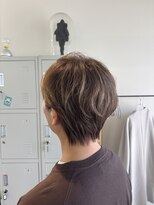 アクシュ(aqush) 大人ショート/襟足すっきり/おしゃれショート