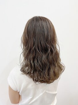 ラフューネ ヨコハマ(Raffune Yokohama) マットベージュ