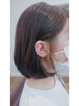 リマイル(remile) イヤリングカラーがかわいい肩上ボブ