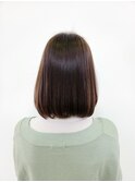 まとまりがキレイ！ナチュラルボブのグレージュカラー