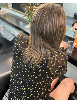 バイオルゥ キョウト(violue. kyoto) Mood of blond