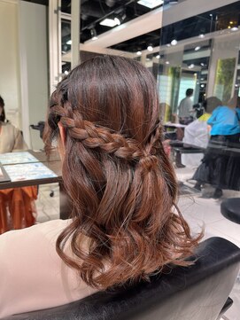 フォルテ ギンザ(FORTE GINZA) ハーフアップアレンジでいつもの自分と違う自分に！