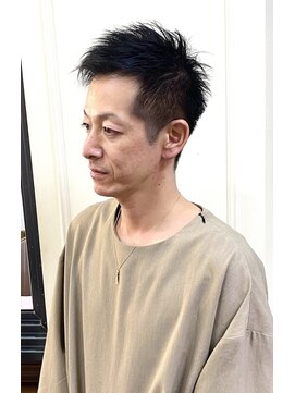 ヴィヴォペロー(vivopelo) ツーブロックアップバングショート大人男子/ビジネススタイル