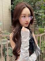 顔まわりカットレイヤーカットロングヘア暖色カラー暖色ブラウン