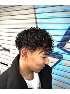 シザーズ(SCISSORS) ツイストスパイラル/フェード/シャドウパーマ